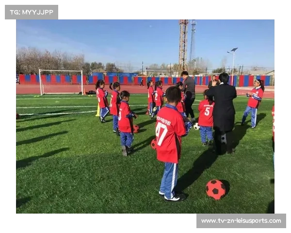 C罗葡萄牙基金会携手修建莫桑比克足球学校 助力当地青少年足球发展 C罗葡萄牙基金会携手修建莫桑比克足球学校 助力当地青少年足球发展